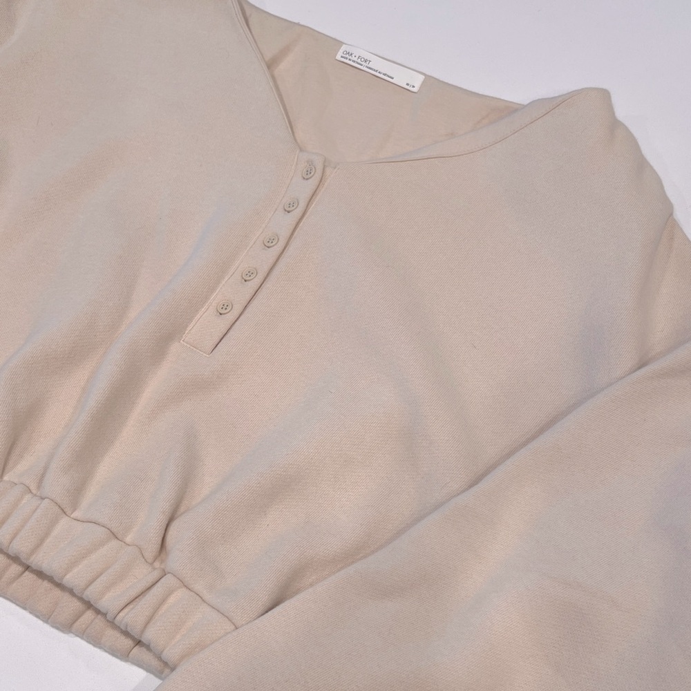Oak + Fort cropped beige sweater